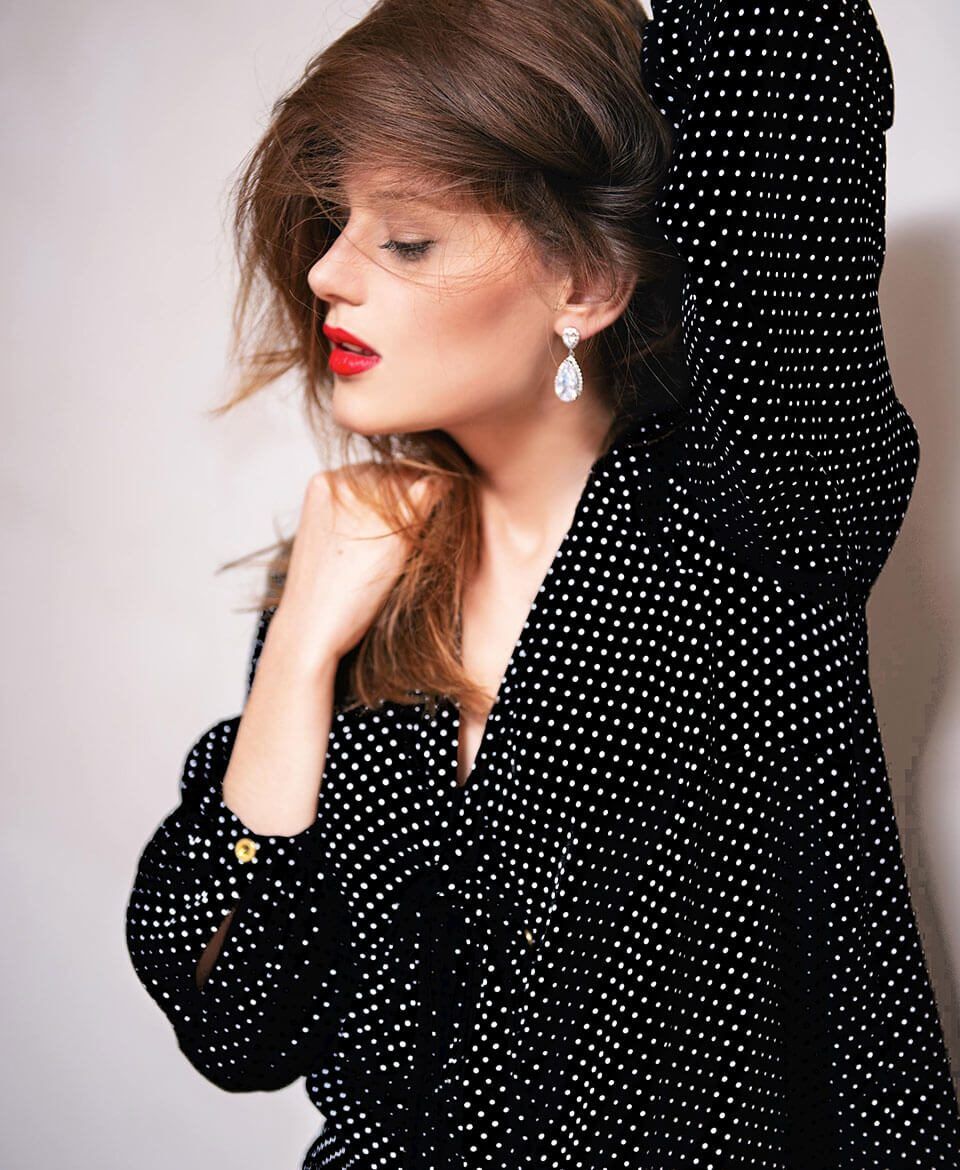 img 06 a black img 06 a black